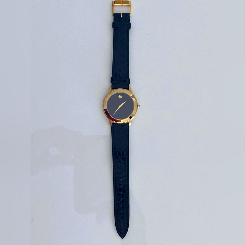 Movado Mens Swiss Saphire Crystal Gold Watch